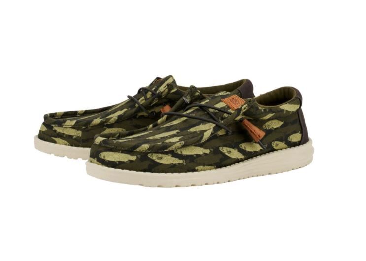 Hey Dude Men's Hey Dude Wally Fish Camo Shoes