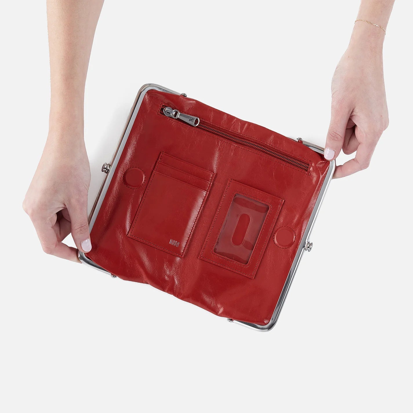 Hobo Lauren In Polished Leather Clutch Wallet | Hiline Sport