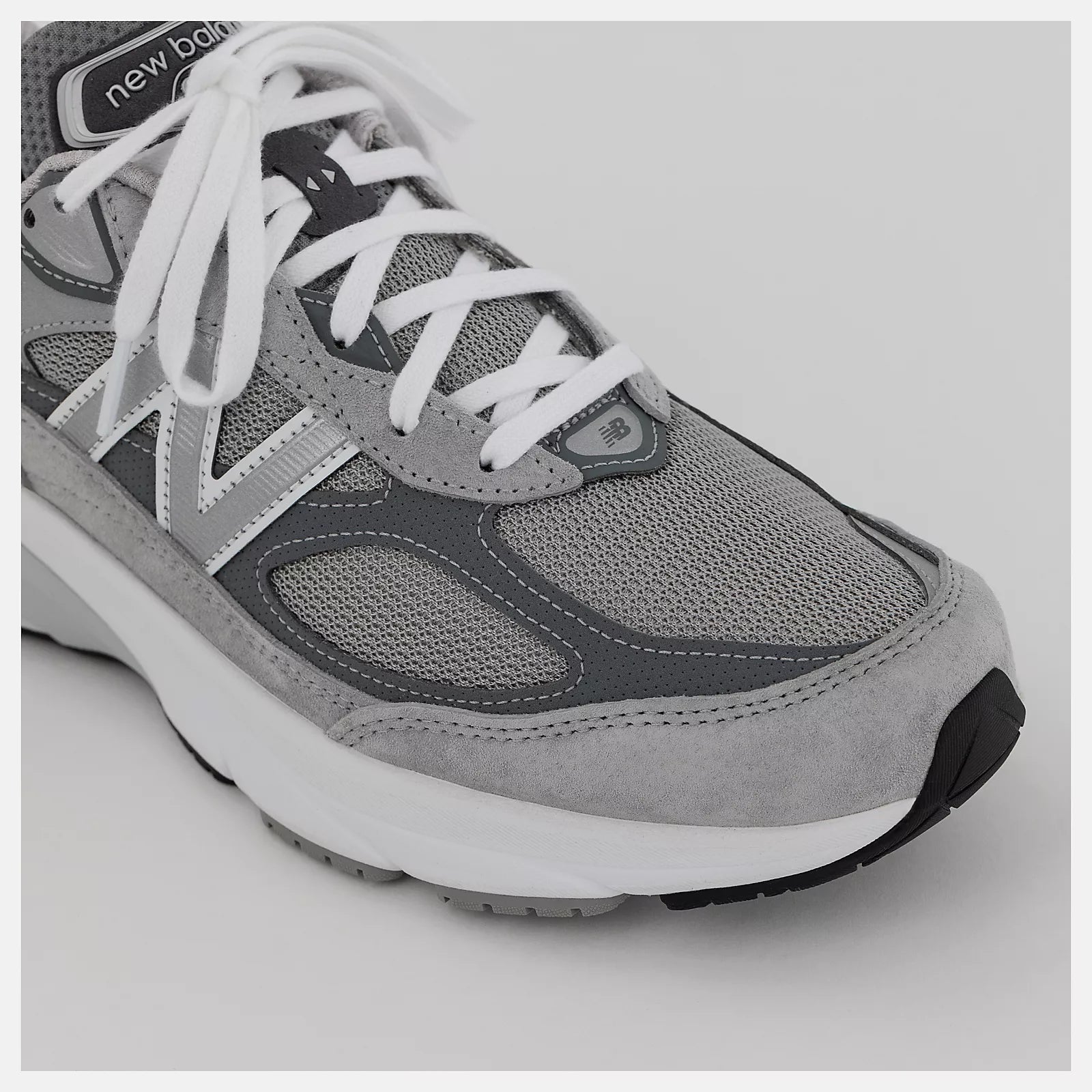New Balance Men's 990V6 Walking, Running Shoes - Grey