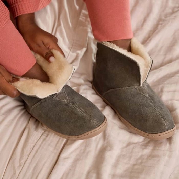 Minnetonka Women's Sheepskin Ankle Boot | Hiline Sport