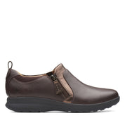 Clarks Women's Un Adorn Zip Shoe - Hiline Sport -