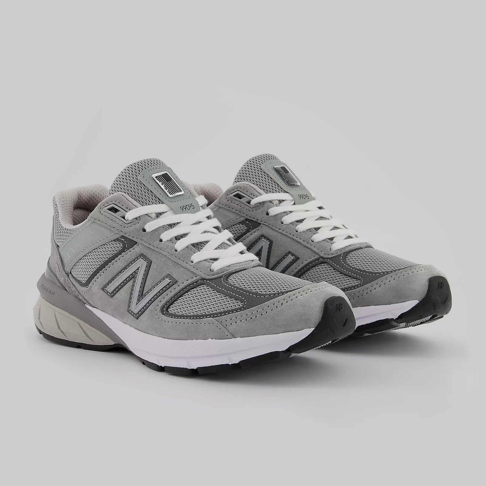 New Balance Women's Made in US 990v5 Lightweight Running Shoe - Hiline Sport -