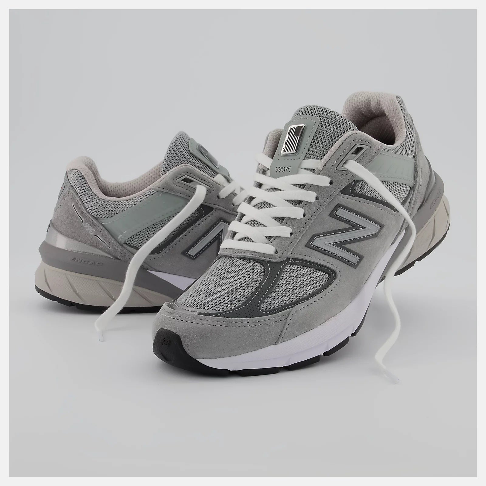 New Balance Women's Made in US 990v5 Lightweight Running Shoe - Hiline Sport -