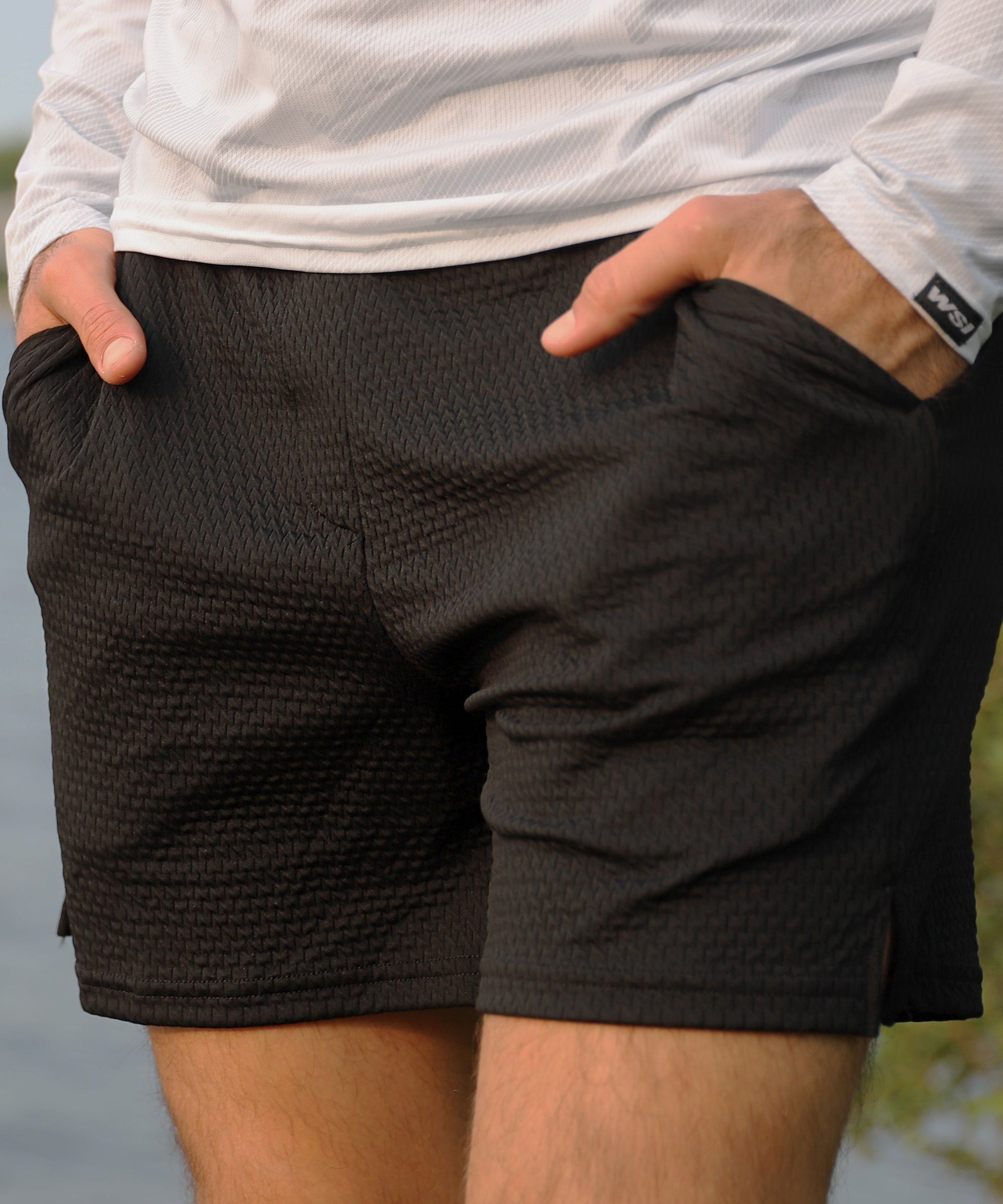 281MLS_ILLUSION_DETAIL_2000X3000_02c182ee-2af4-4787-b4c3-f3c3cfe1c2f7.jpg