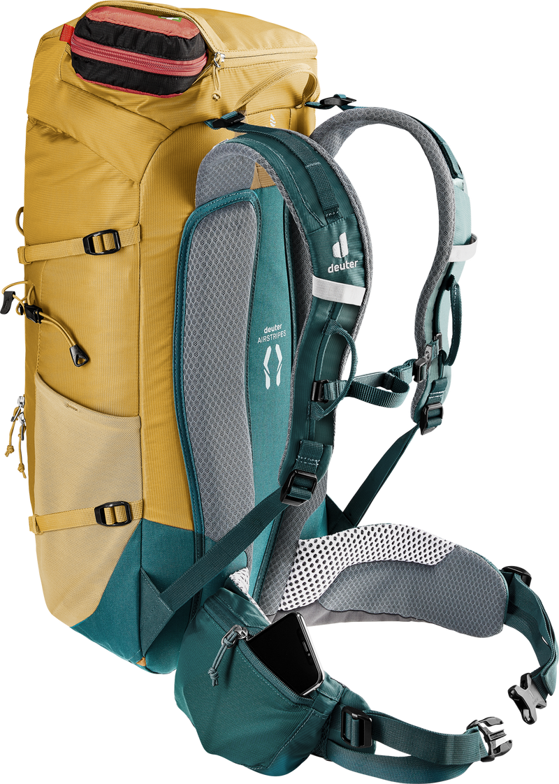 Deuter Men's Trail 30 Hiking Backpack