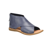 Born Women's Iwa Sandals