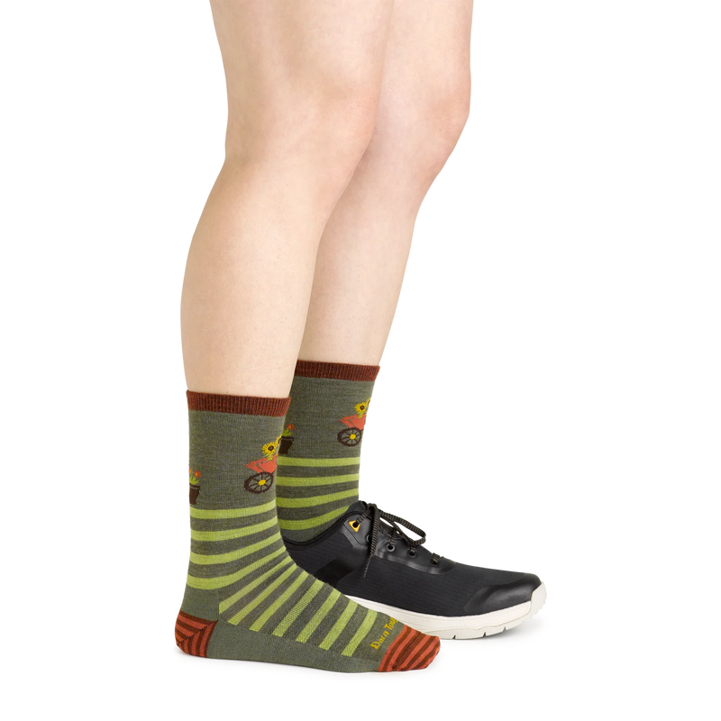 Darn Tough Women's Animal Haus Crew Lightweight Lifestyle Sock