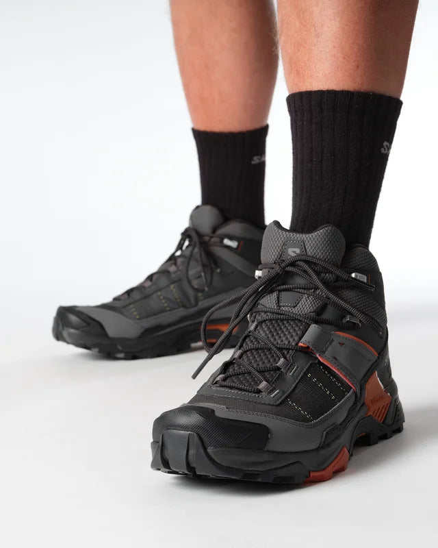 Salomon Men's X Ultra 5 Mid Gore-Tex Hiking Boots
