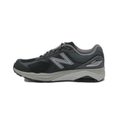 New Balance Women's Made in US 1540v3 Lightweight Running Shoe - Black
