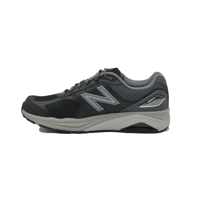 New Balance Women's Made in US 1540v3 Lightweight Running Shoe - Black