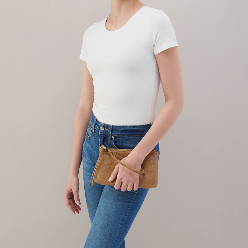Hobo Darcy Crossbody in Buffed Leather Bag
