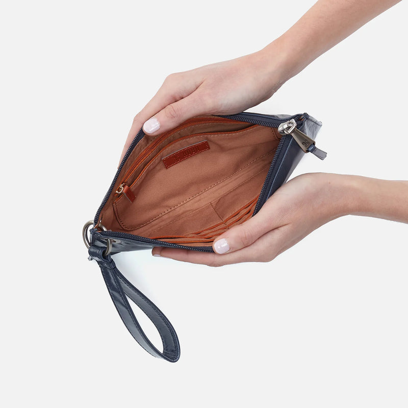 Hobo Vida in Polished Leather Wristlet