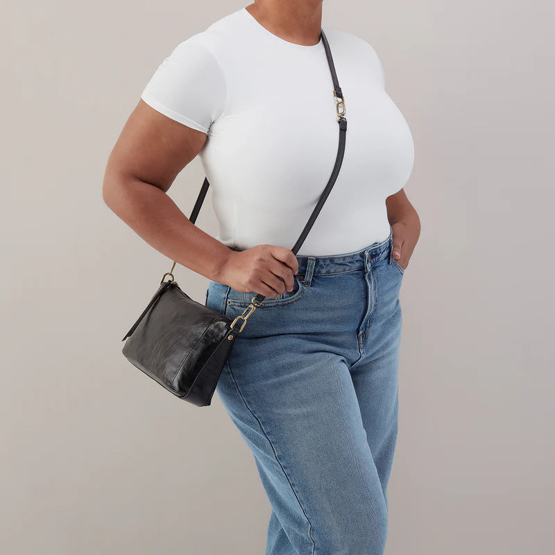 Hobo Darcy Carry-All Crossbody in Polished Leather Bag
