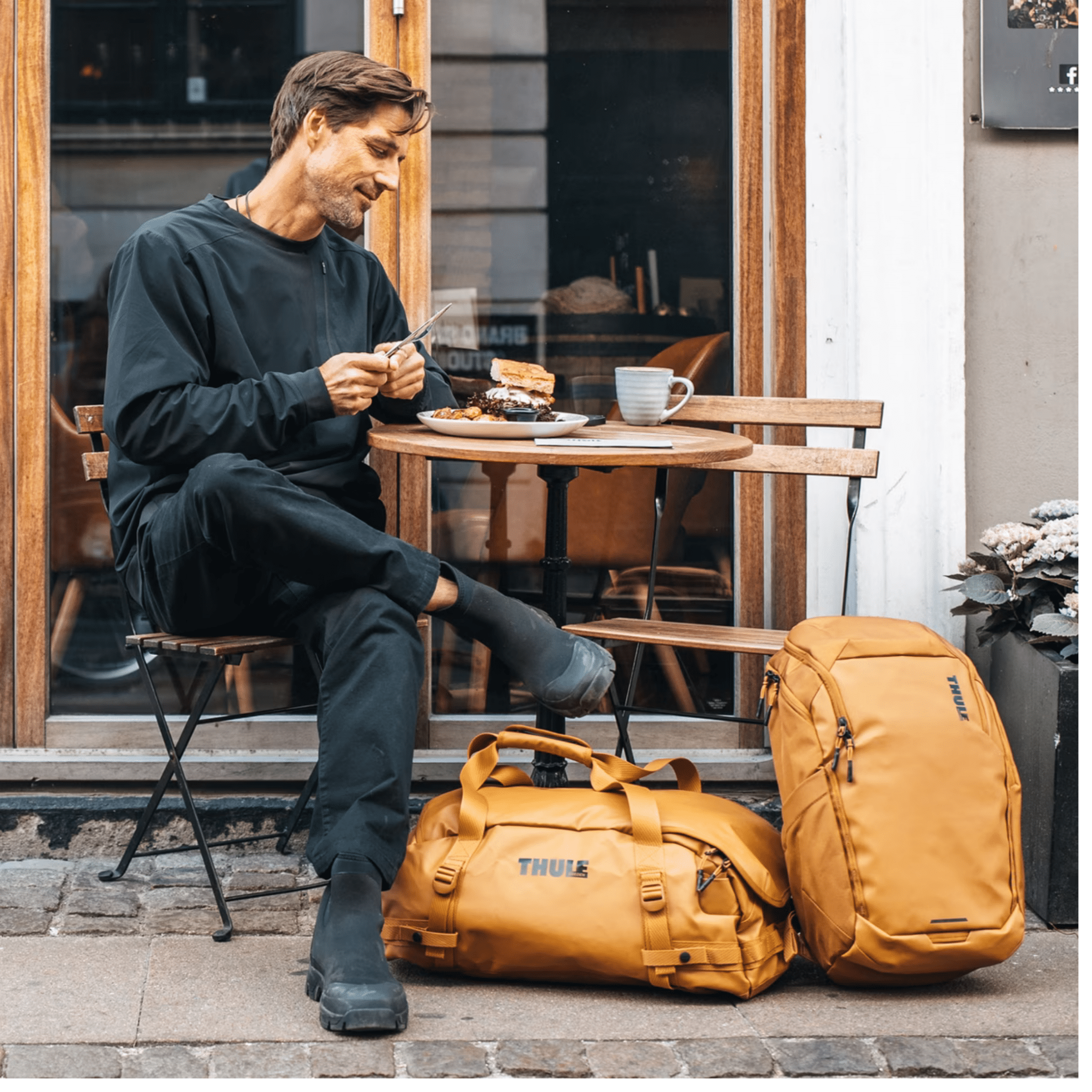 26l laptop backpack Thule Chasm 26-Liter Laptop Backpack