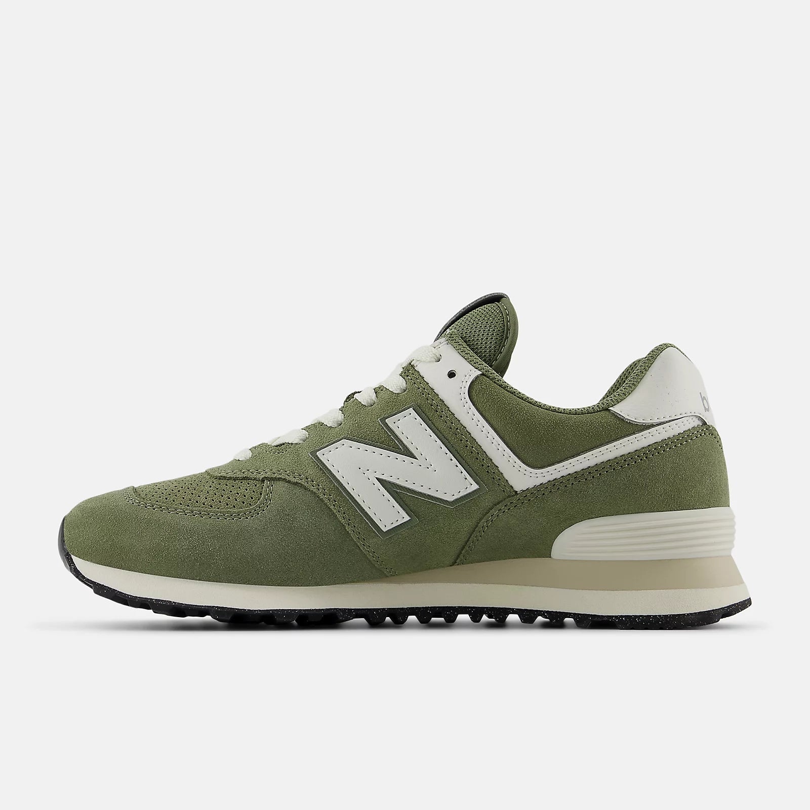 New Balance Unisex 574 V2 Varsity Suede Sneaker
