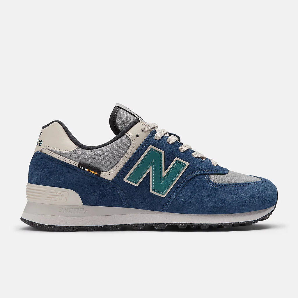 New Balance Unisex 574 V2 Season Sneaker