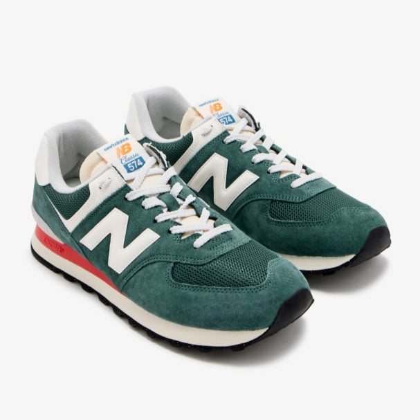 New Balance Unisex 574 V2 Varsity Suede Sneaker