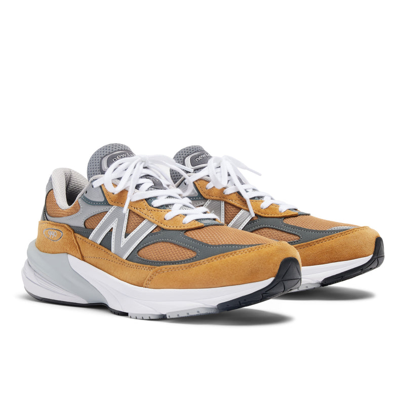 New Balance Men's 990v6 Shoe