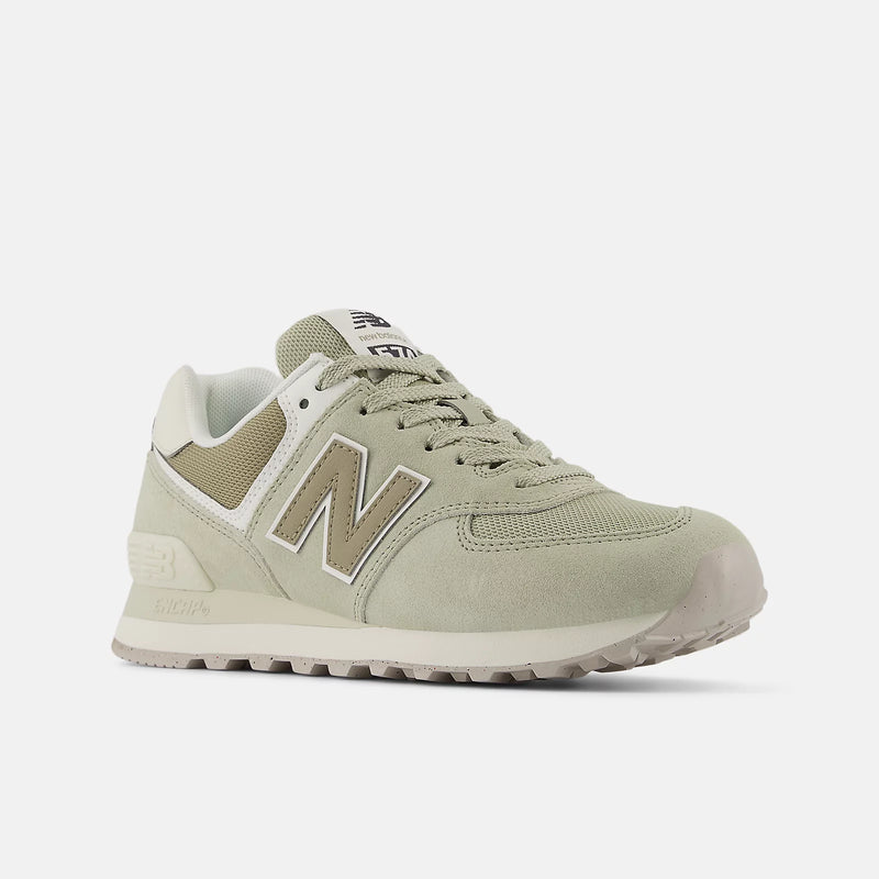 New Balance Women's 574v2 Lightweight Sneaker