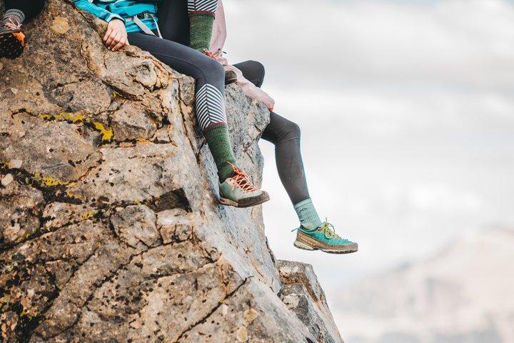 Darn Tough Women's Hiker Micro Crew Midweight Hiking Sock
