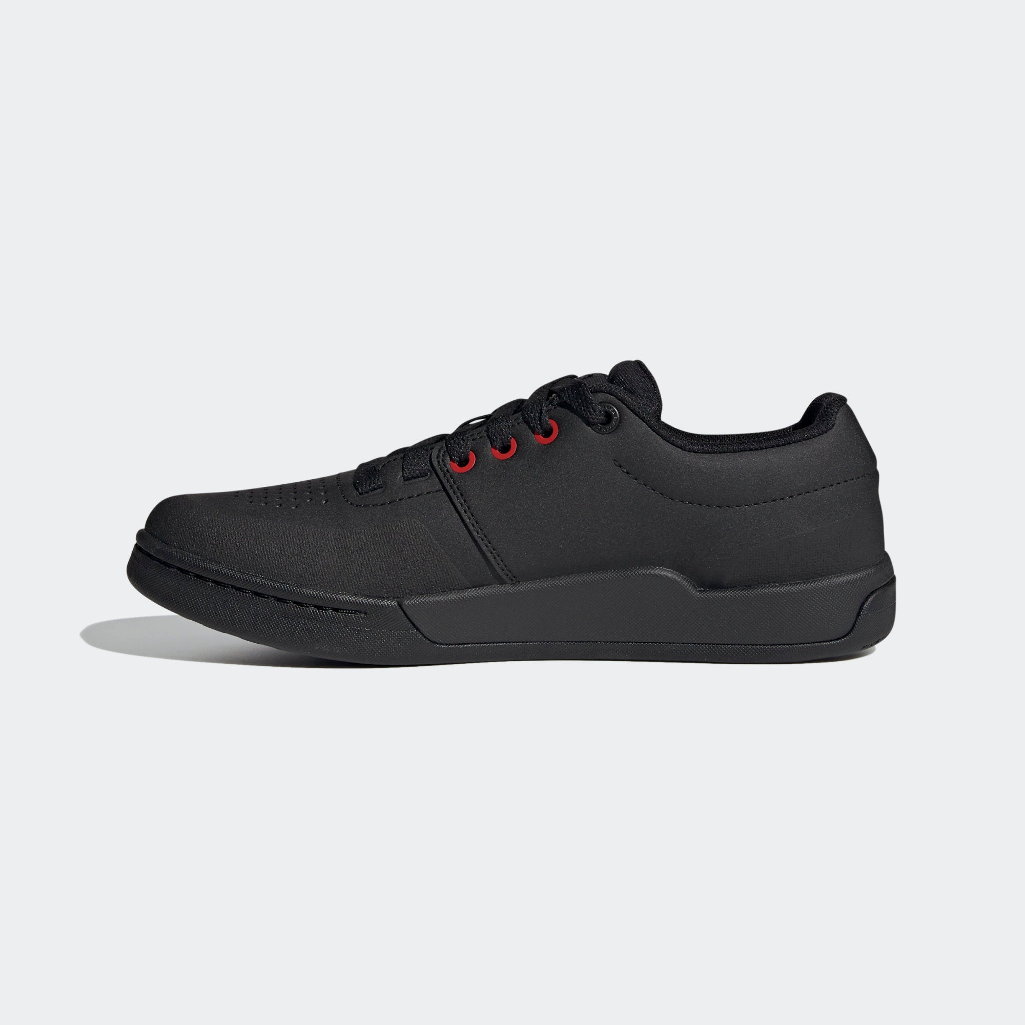 Five Ten Freerider Pro Flat Shoes - Men's Core Black/Carbon/Wonder White 9.5 Five Ten Freerider Pro Flat Shoes - Men's Core Black/Carbon/Wonder White 9.5
