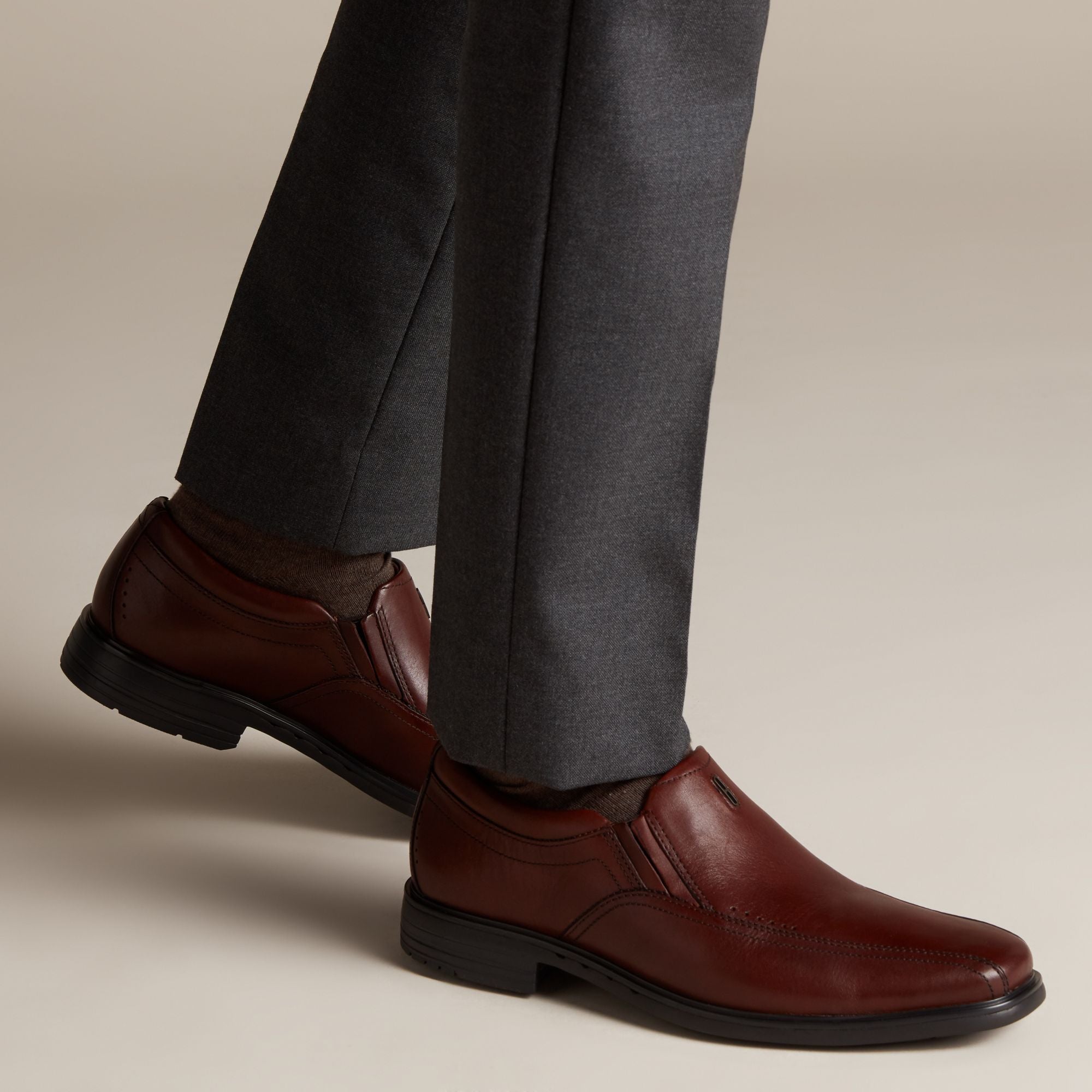 Clarks Men's Unsheridan Go Shoes - Hiline Sport -