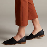Clarks Women's Pure Tone Shoe - Hiline Sport -