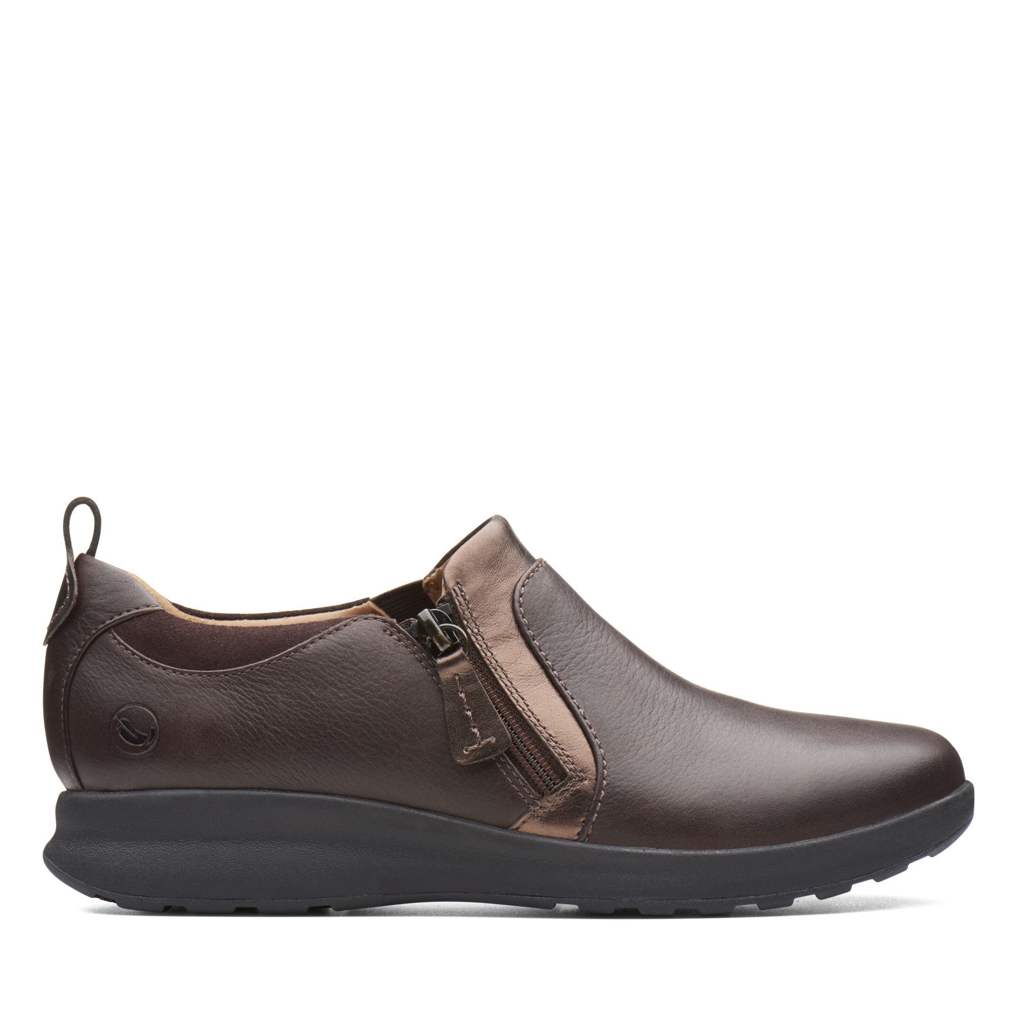 Clarks Un Adorn Zip 6.5 Women s Dark Brown