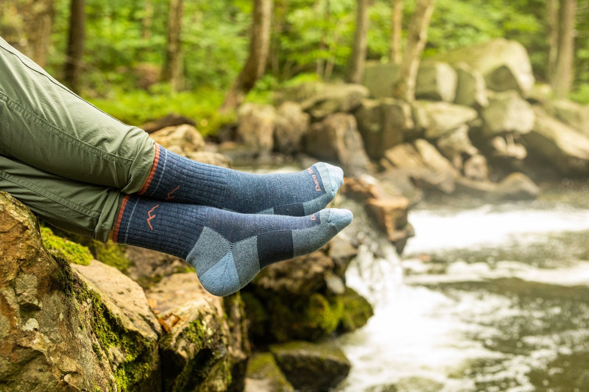Darn Tough Women's Hiker Micro Crew Midweight Hiking Sock | Hiline Sport