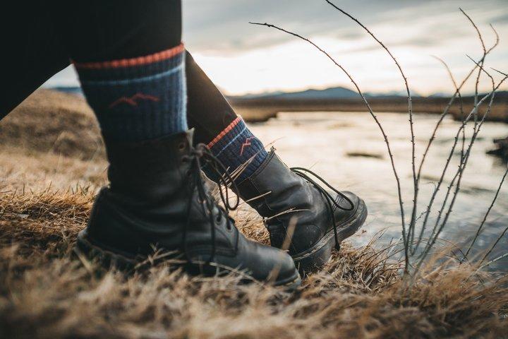 Darn Tough Women's Hiker Micro Crew Midweight Hiking Sock | Hiline Sport