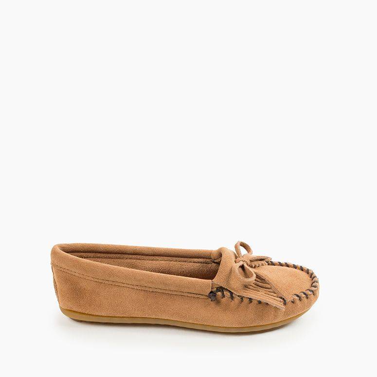 Minnetonka Women's Kilty Hardsole Moccasin Shoe - Hiline Sport -