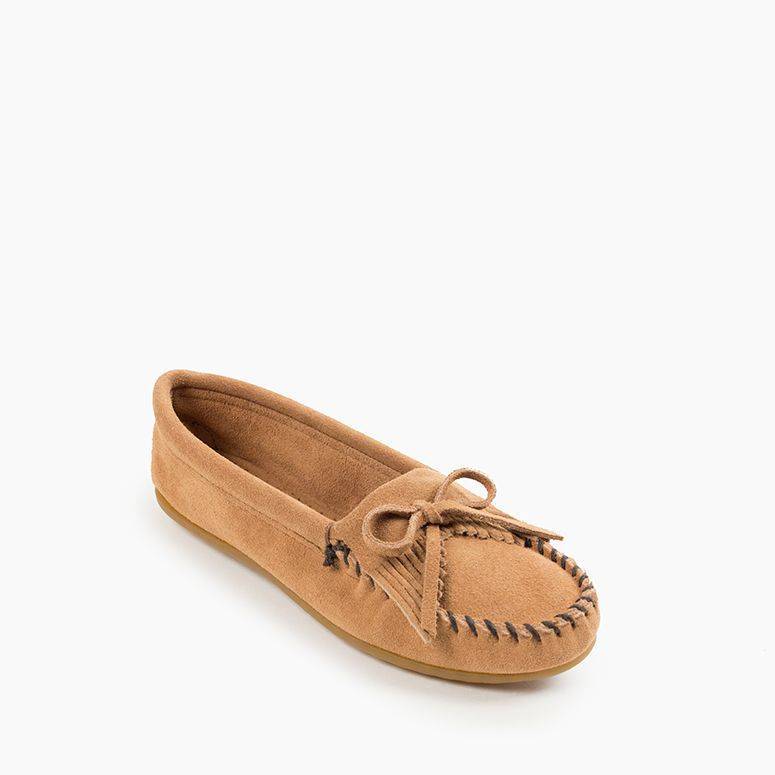 Minnetonka Women's Kilty Hardsole Moccasin Shoe - Hiline Sport -