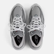 New Balance Men's Made In US 990v5 Lightweight Running Shoe - Hiline Sport -