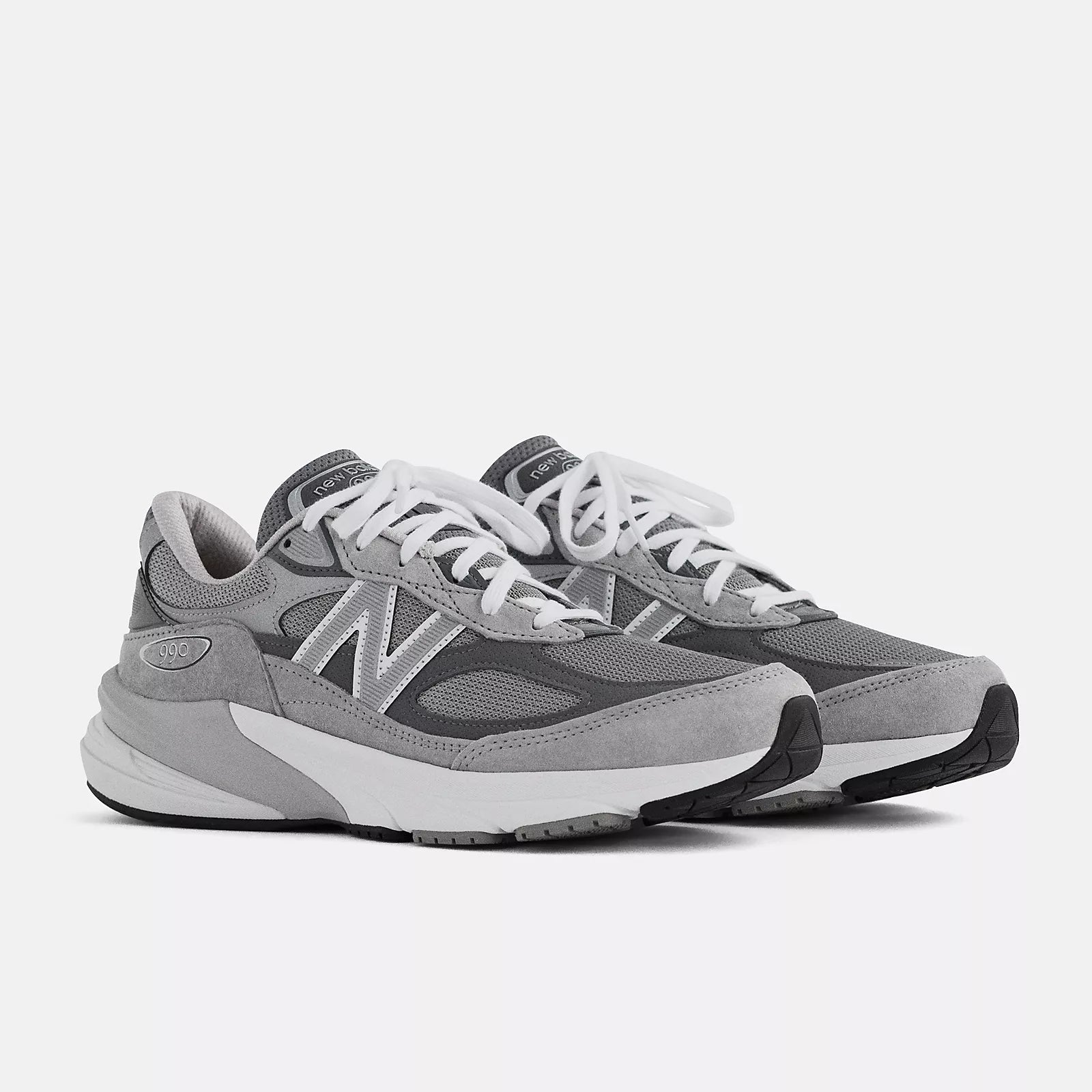 New Balance Men's Made In US 990v5 Lightweight Running Shoe - Hiline Sport -
