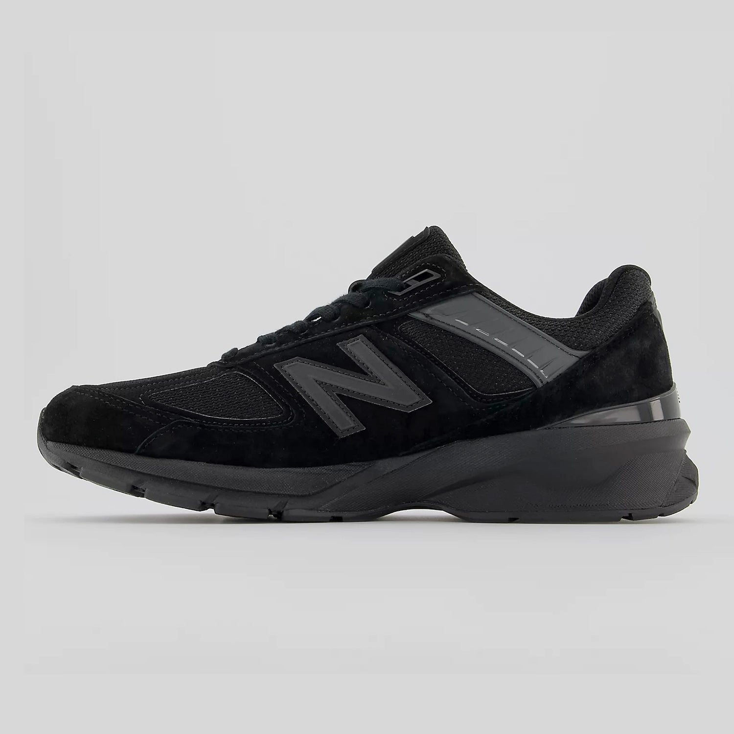 New Balance Men's Made In US 990v5 Lightweight Running Shoe - Hiline Sport -