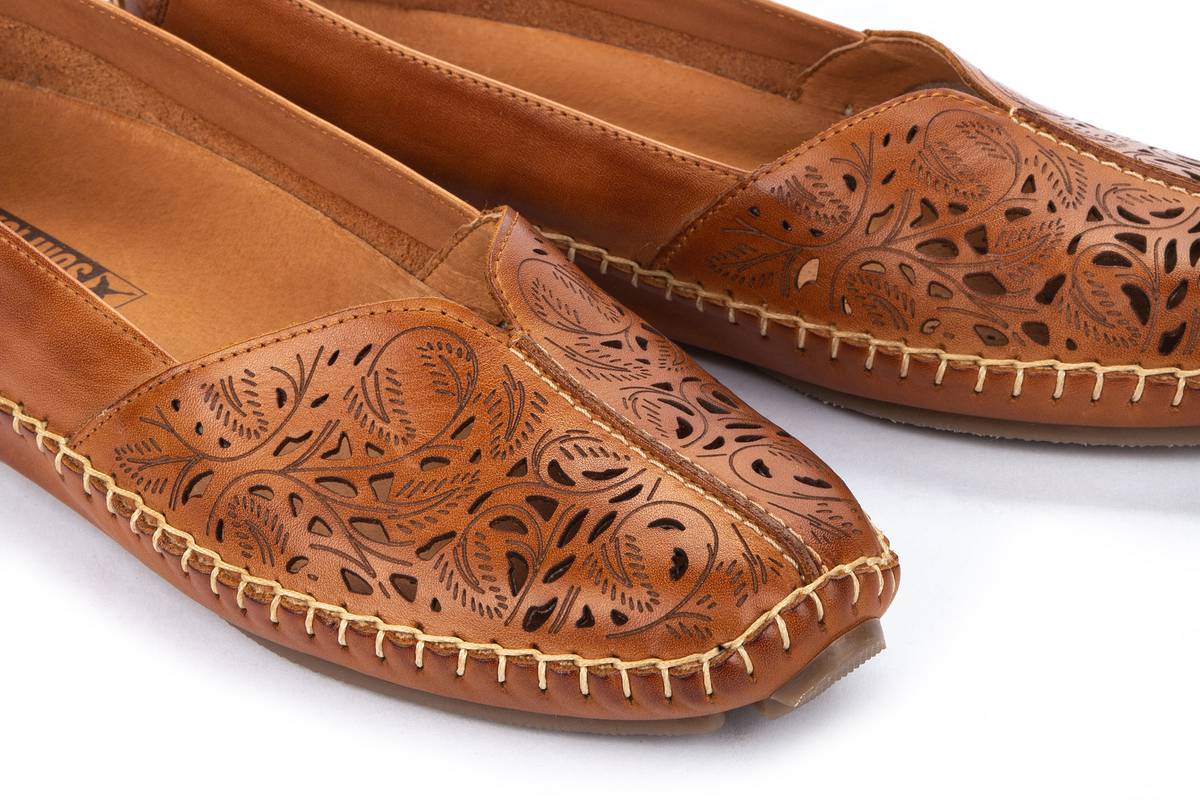 Pikolinos Women's Jerez Flats Shoe - Hiline Sport -